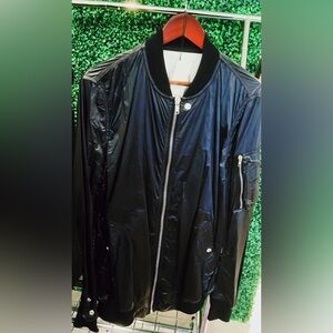 Rick Owens Drkshdw Black Flight Jacket, XL
(As new)

by Rick Owens Drkshdw